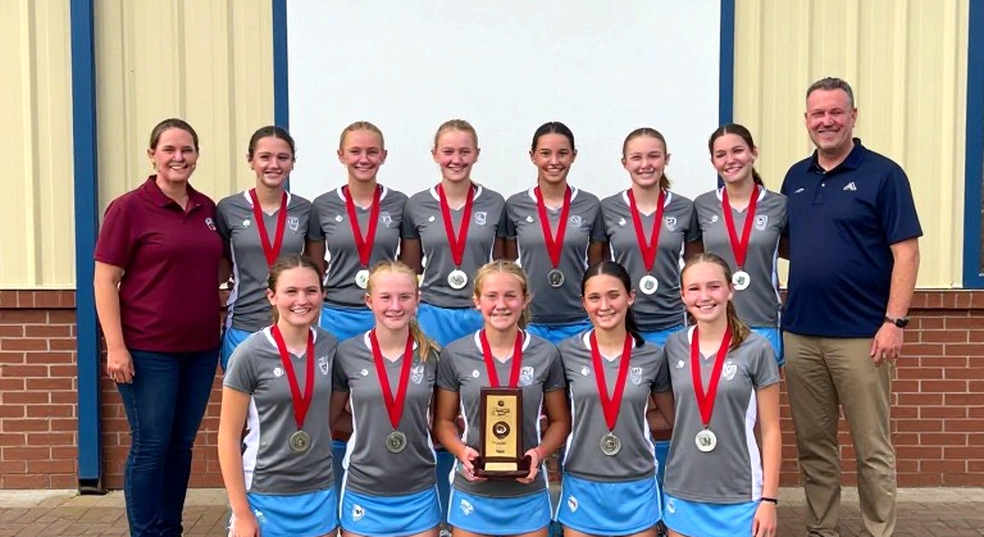Hockey Returns to the Turf After Three Years, but the Question Now Is the Calendar Hockey Returns to the Turf After Three Years, but the Question Now Is the Calendar