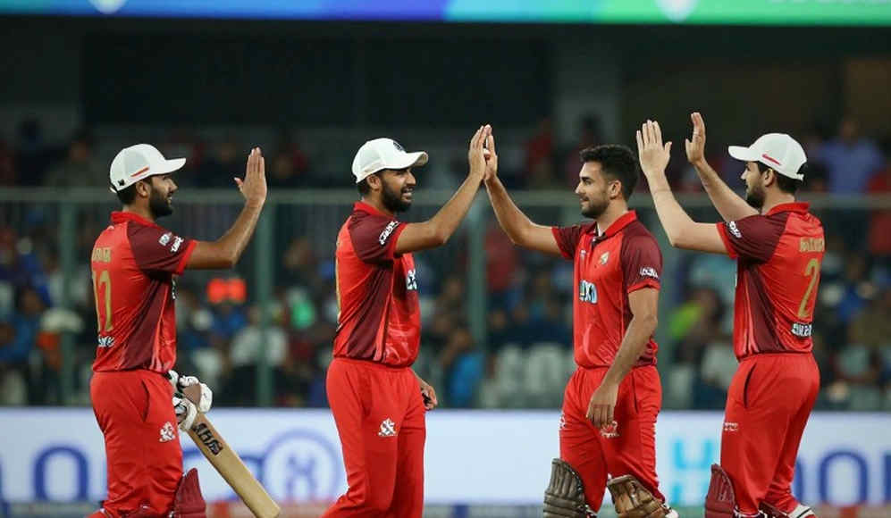 সহিবজাদা ফারহানের ক্যাপ্টেন্সি ডেবিউ: এক ইনিংস, তিনটি ফাঁকা ঘর, আর একটি ট্যাক্সোনমি